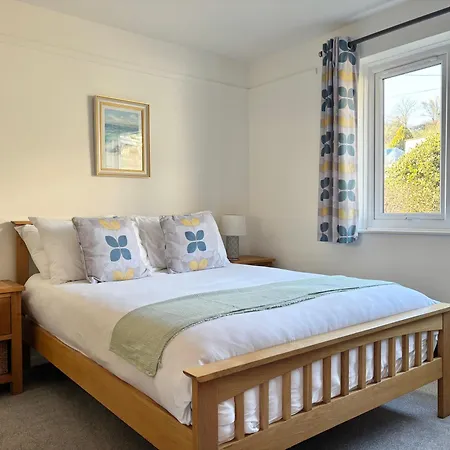 Holiday home Harlowe Hideaway Two Bedrooms With Parking