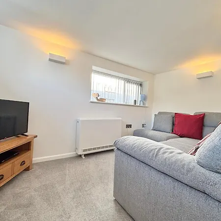 Harlowe Hideaway Two Bedrooms With Parking Holiday home Mousehole